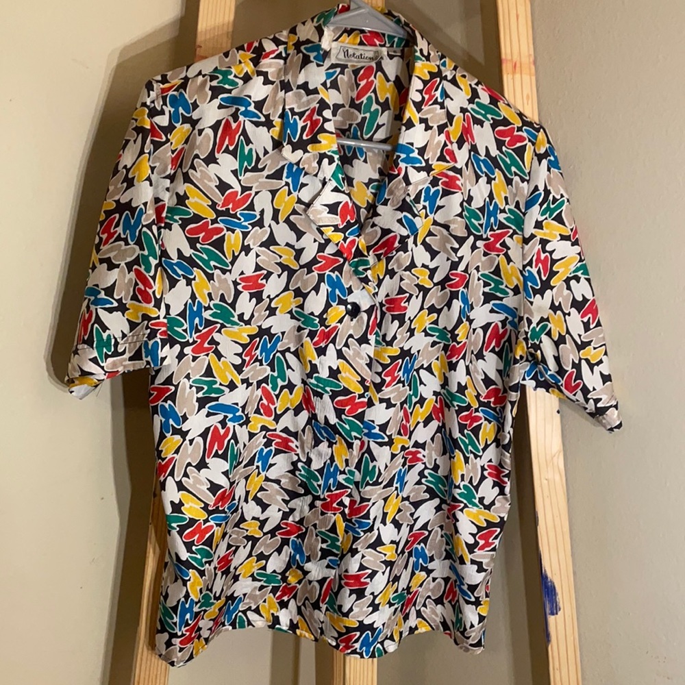 Fun primary color abstract pattern button up